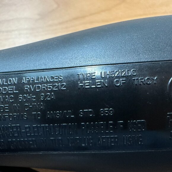 REVLON One-Step Hair Dryer and Styler, RVDR5212 All-in-One - Picture 6 of 6